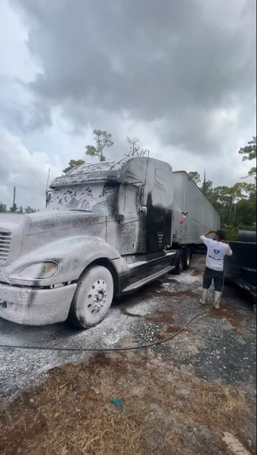 Semi Truck Cleaning